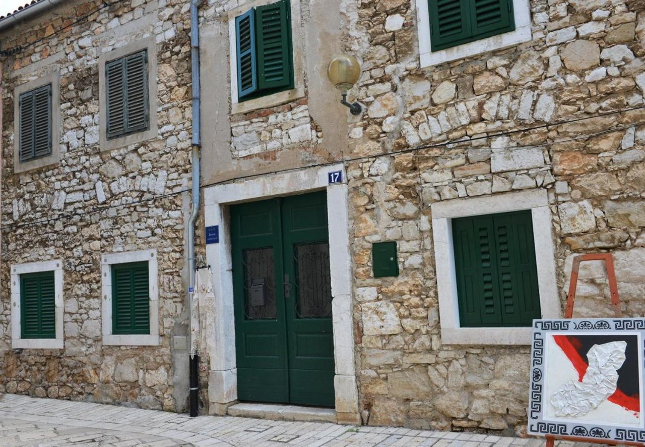 Andrea Old Town *